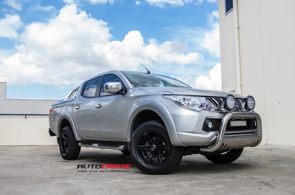 MITSUBISHI TRITON OX860 MATTE BLACK